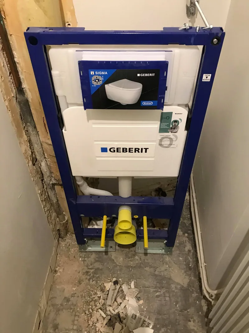 Pose du bâti-support pour WC suspendu